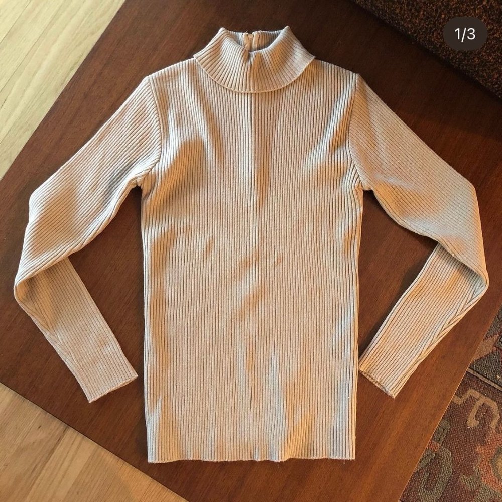 Finest Quality Knitwear Vintage 1970s Turtleneck Sweater in Camel